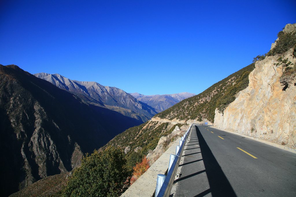 觉巴山2.jpg