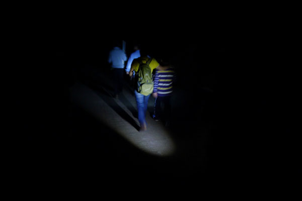 夜观1.jpg